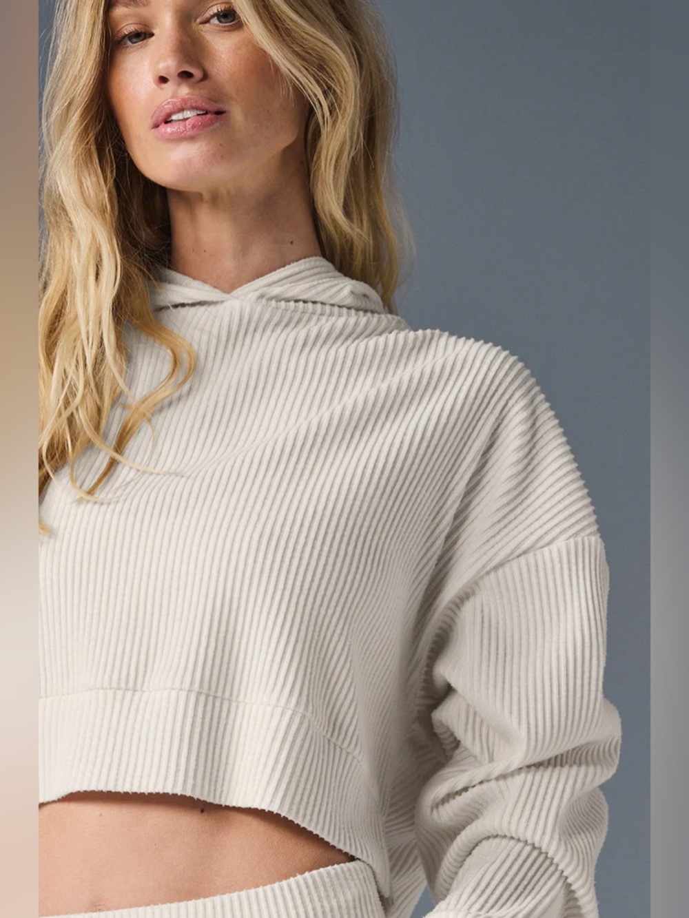 Alo Yoga Muse Hoodie Ivory Ribbed Cropped Pullover Size XS Cozy Lounge - Picture 2 of 7